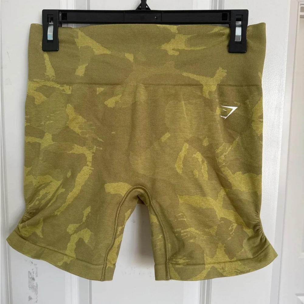 Gymshark Green Bike Shorts High Waist Moisture-Wicking